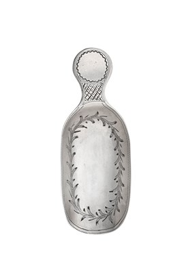 Lot 2473 - A George III Silver Caddy-Spoon