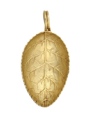 Lot 2495 - A George IV Silver-Gilt Caddy-Spoon