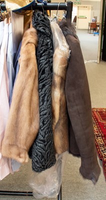 Lot 1041 - A Rodgers of Bridlington & York Light Mink...