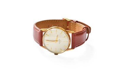 Lot 43 - A 9 Carat Gold Centre Seconds Tissot...