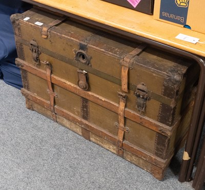 Lot 1385 - An Early 20th Century Wood Bound Canvas Trunk