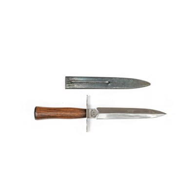 Lot 306 - A First World War French Trench Warfare Le...