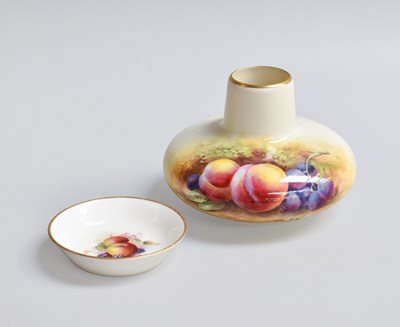 Lot 202 - A Royal Worcester Porcelain Vase, by Horace...