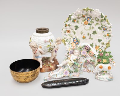 Lot 316 - Ceramics and Other Collectables, including...
