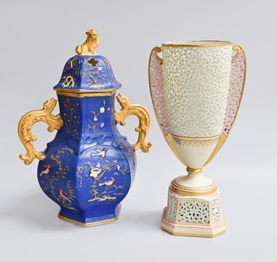 Lot 200 - A Grainger & Co Worcester Porcelain...