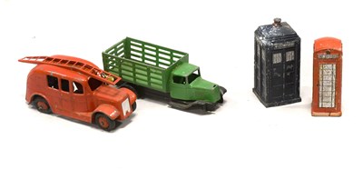 Lot 3465 - Dinky (Pre-War) 25k Fire Engine