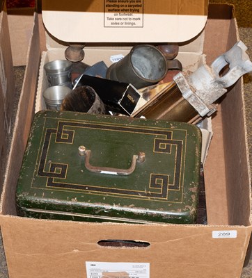 Lot 289 - A Riedex Oil Gun, together with a quantity of...