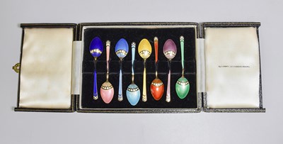 Lot 51 - A Cased Set of Eight Elizabeth II Silver and...