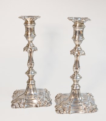 Lot 86 - A Pair of Edward VII Silver Candlesticks, by...