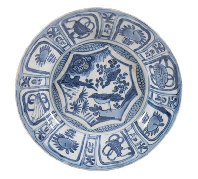Lot 19 - A Kraak Porcelain Small Dish, early 17th...
