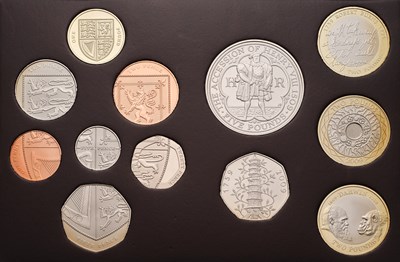 Lot 344 - Deluxe UK Proof Coin Set 2009, 12 coins from...