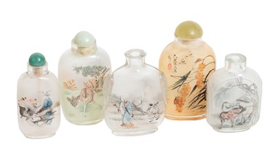 Lot 76 - A Chinese Internally-Decorated Glass Snuff...