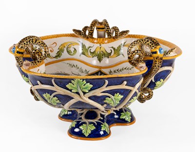 Lot 129 - A Ginori Maiolica Basin, in 16th century style,...