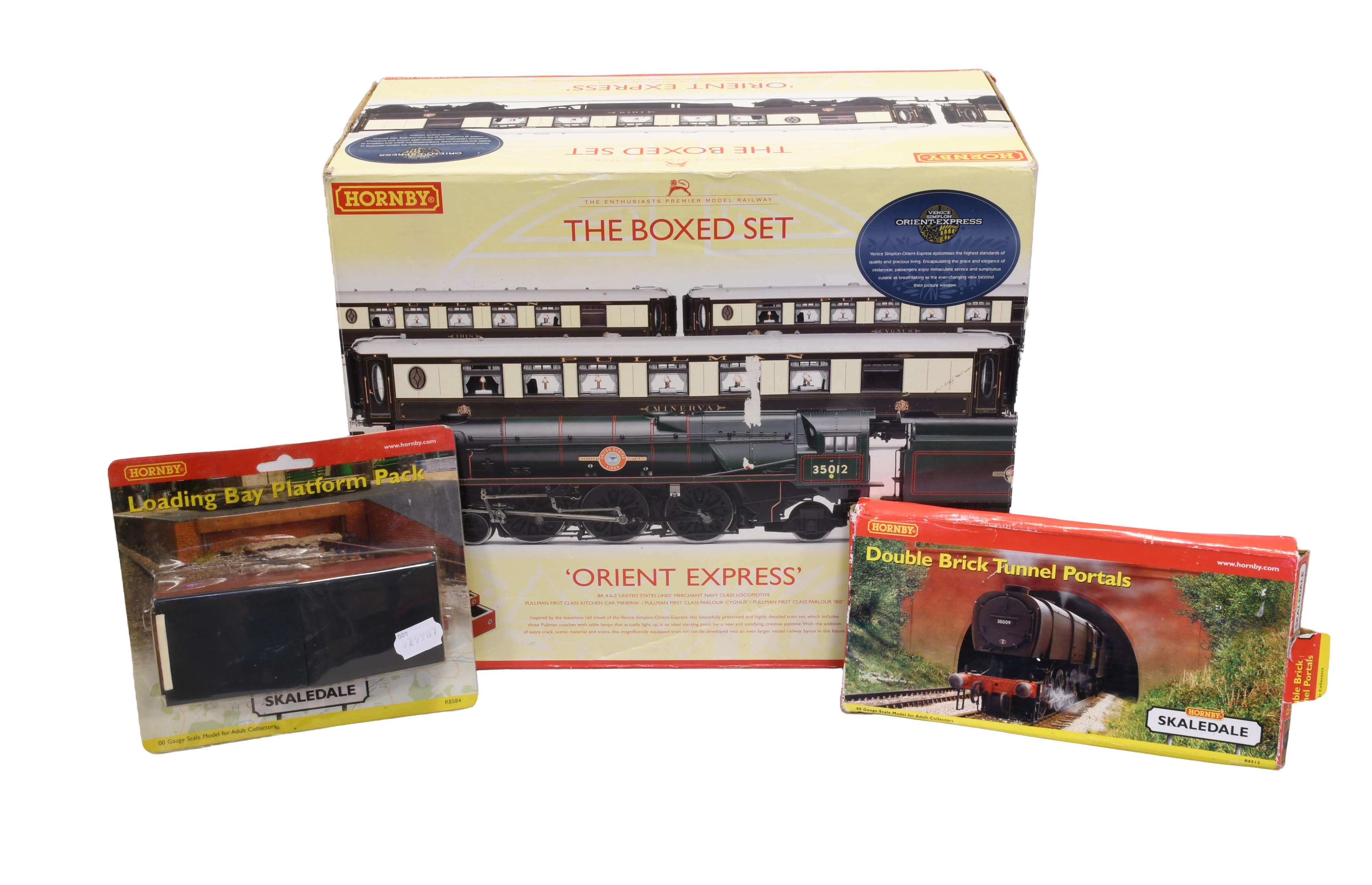 Lot 3172 - Hornby (China) OO Gauge R1038 Orient