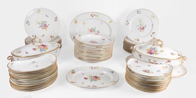 Lot 84 - A Spode Copelands China Porcelain Part Dinner...