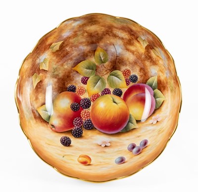 Lot 104 - A Royal Worcester Porcelain Bowl, post 1960,...