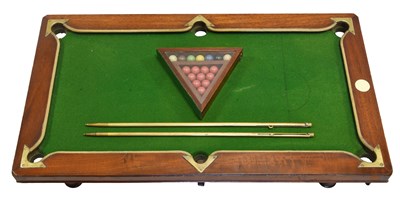 Lot 3178 - Miniature Snooker Table
