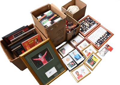 Lot 3025 - Manchester United Related Memorabilia