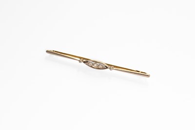 Lot 168 - A Diamond Brooch, five old cut diamonds in...