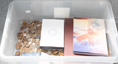 Lot 150 - Assorted Commemorative and Pre-Decimal Coinage,...