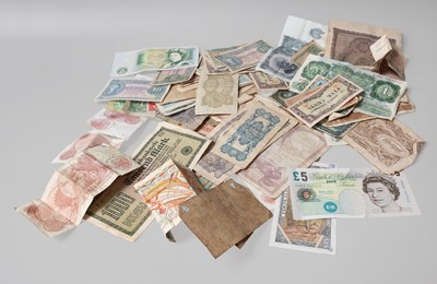 Lot 277 - Mixed British and World Banknotes, comprising...