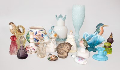 Lot 290 - A Collection of Victorian and Later Scent...