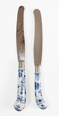 Lot 112 - A Composite Set of Thirty-Six Meissen...