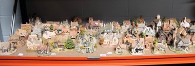 Lot 363 - Lilliput Lane: a large quantity of unboxed...