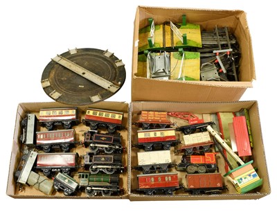 Lot 3365 - Hornby O Gauge Three Clockwork 0-4-0 Locomotives