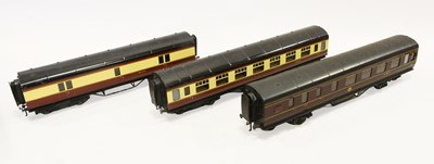 Lot 3395 - Exley O Gauge Three Coaches