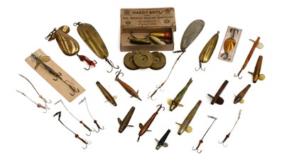 Lot 3078 - A Collection of Vintage Lures and Accessories