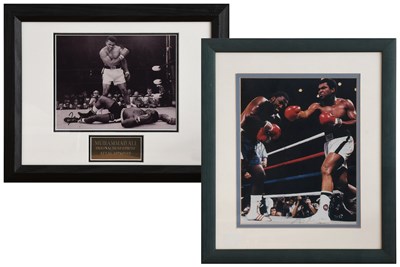 Lot 3013 - Muhammad Ali Signed Photograph