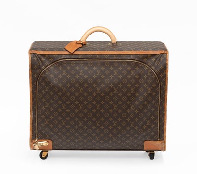Lot Louis Vuitton Pullman Travel Suitcase 65,...