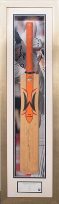 Lot 3001 - Andrew Flintoff Signed Cricket Bat