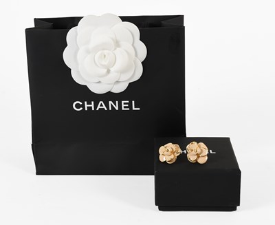 Lot Chanel Camellia Metal and Resin Stud Earrings,...