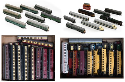 Lot 3277 - Triang OO Gauge Two Three Car DMU Units