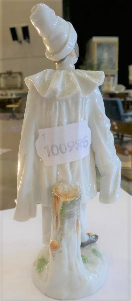 Lot 548 - A Meissen Porcelain Figure of Pierrot, 20th