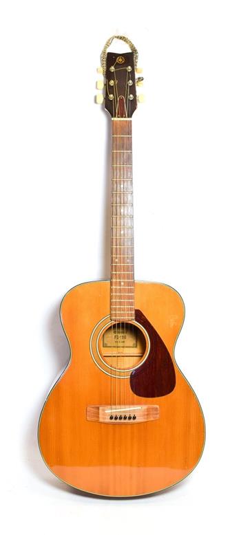 Lot 3040 - Yamaha FG110 Acoustic Guitar Made in Taiwan
